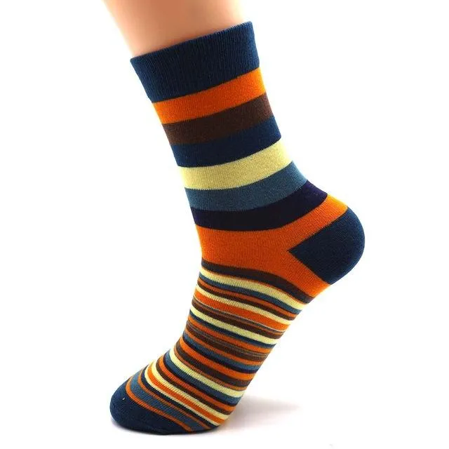 5 Pairs Popular Men's Latest Fashion Color Stripes Designed Socks