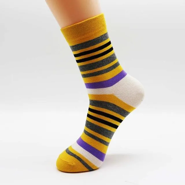 5 Pairs Popular Men's Latest Fashion Color Stripes Designed Socks