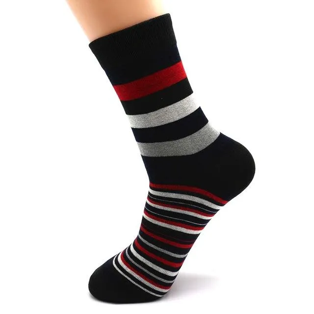 5 Pairs Popular Men's Latest Fashion Color Stripes Designed Socks