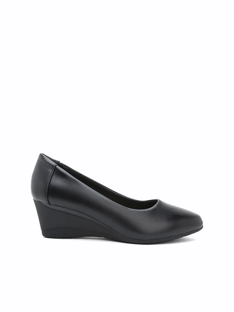 Erin Wedge Pumps