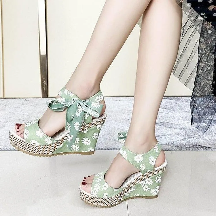 Floral Print Peep Toe Wedge Sandals