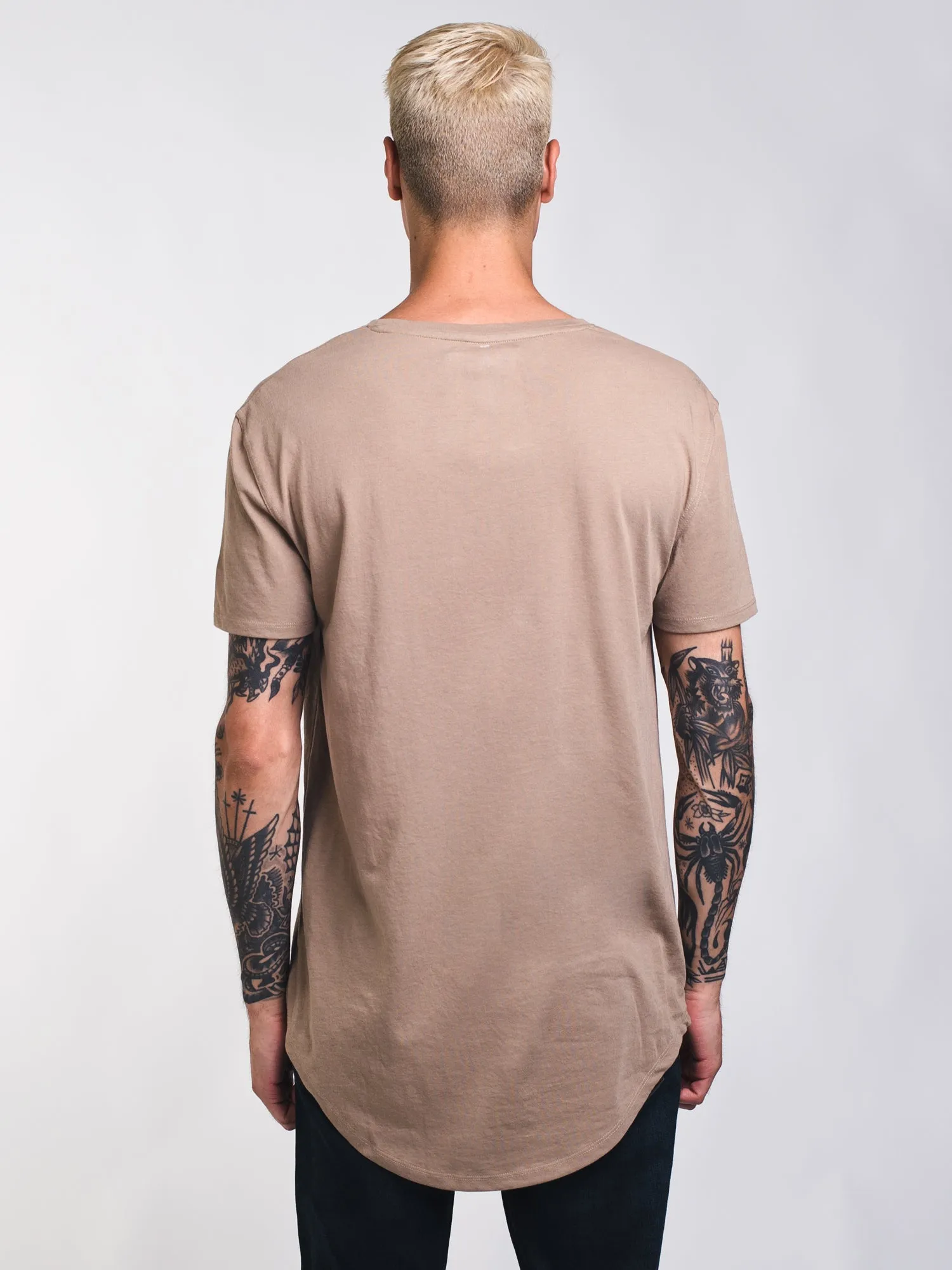 MENS LONGLINE T - CLEARANCE